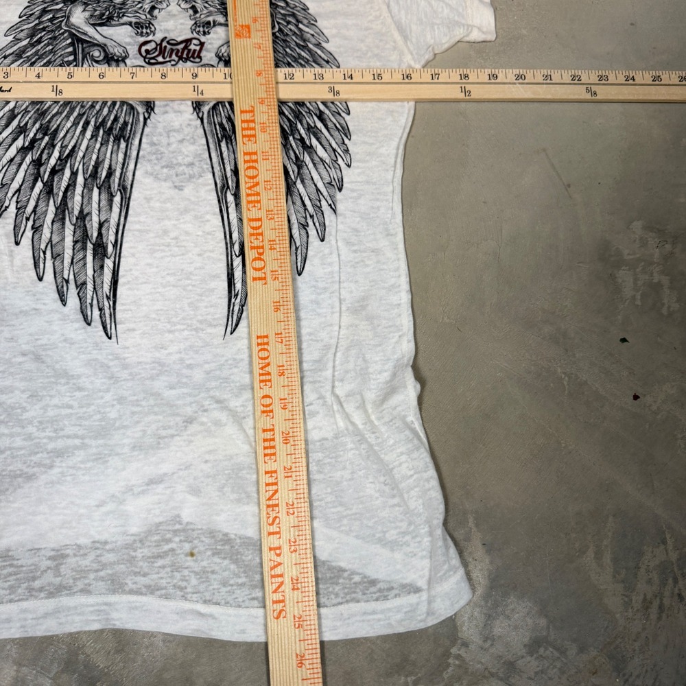 Sinful by Affliction Womens White Burnout Graphic T-Shirt Wings Crest Red Foil L - Picture 5 of 6